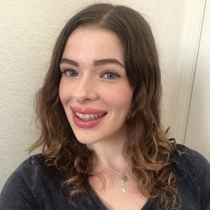 Meet your Posher, Caylie